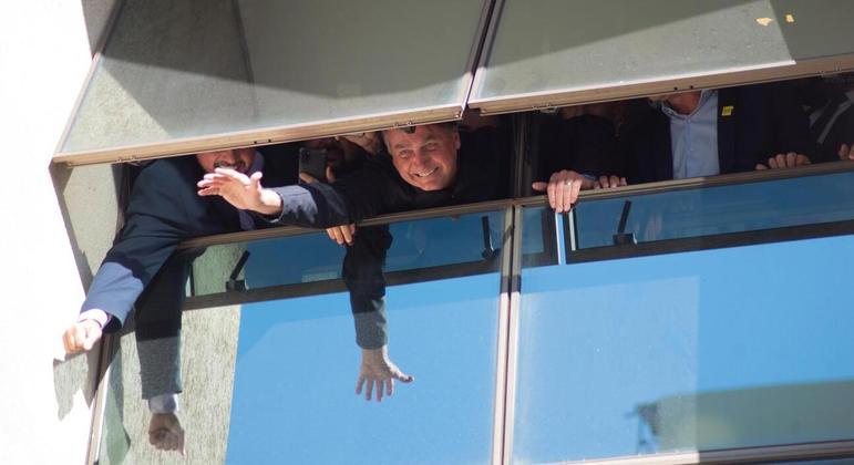 Bolsonaro quer que partidos aliados elejam 60% dos prefeitos em 2024 Bolsonaro quer que partidos aliados elejam 60% dos prefeitos em 2024