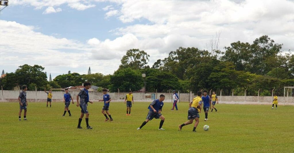 <strong>Ponta Porã mantém cerca de 150 jovens em suas categorias de base</strong> <strong>Ponta Porã mantém cerca de 150 jovens em suas categorias de base</strong>