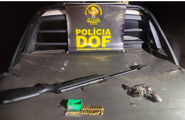 Armas de fogo e munições foram apreendidas pelo DOF Armas de fogo e munições foram apreendidas pelo DOF