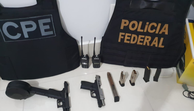 PF e PM desmontam laboratório de refino de cocaína em Goiás PF e PM desmontam laboratório de refino de cocaína em Goiás
