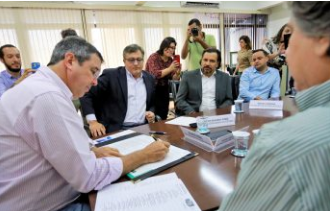 Programa que vai levar transparência e eficiência no serviço público tem início pela Setescc Programa que vai levar transparência e eficiência no serviço público tem início pela Setescc