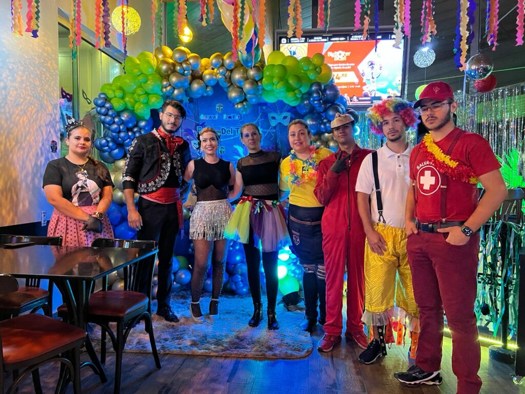 Sexta edição do Carnaval da Santinha no Del Toro Resto Bar foi um sucesso em Ponta Porã Sexta edição do Carnaval da Santinha no Del Toro Resto Bar foi um sucesso em Ponta Porã
