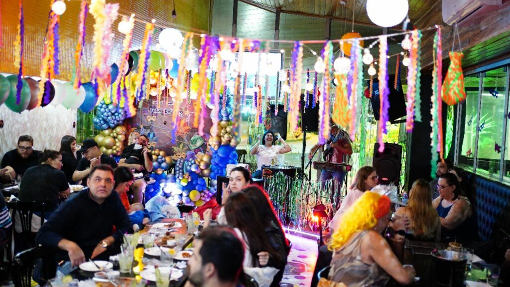 Sexta edição do Carnaval da Santinha no Del Toro Resto Bar foi um sucesso em Ponta Porã Sexta edição do Carnaval da Santinha no Del Toro Resto Bar foi um sucesso em Ponta Porã