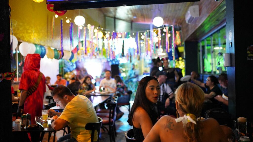 Sexta edição do Carnaval da Santinha no Del Toro Resto Bar foi um sucesso em Ponta Porã Sexta edição do Carnaval da Santinha no Del Toro Resto Bar foi um sucesso em Ponta Porã
