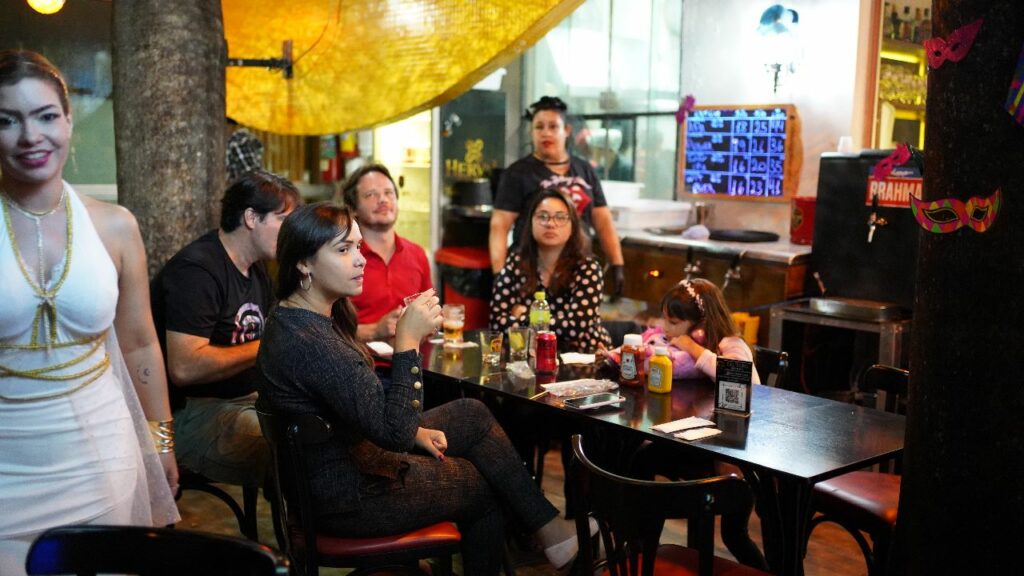 Sexta edição do Carnaval da Santinha no Del Toro Resto Bar foi um sucesso em Ponta Porã Sexta edição do Carnaval da Santinha no Del Toro Resto Bar foi um sucesso em Ponta Porã