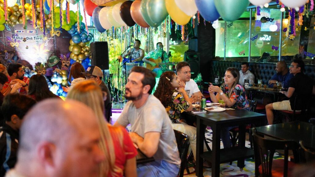Sexta edição do Carnaval da Santinha no Del Toro Resto Bar foi um sucesso em Ponta Porã Sexta edição do Carnaval da Santinha no Del Toro Resto Bar foi um sucesso em Ponta Porã