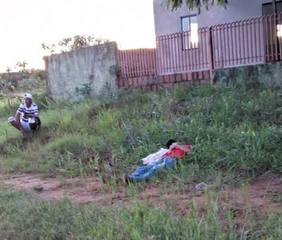 AGORA: Homem é morto a tiros em Coronel Sapucaia AGORA: Homem é morto a tiros em Coronel Sapucaia