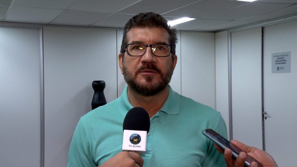 Assembleia Legislativa: Com novas regras, Saúde terá, no mínimo, R$ 28,8 milhões em emendas parlamentares Assembleia Legislativa: Com novas regras, Saúde terá, no mínimo, R$ 28,8 milhões em emendas parlamentares