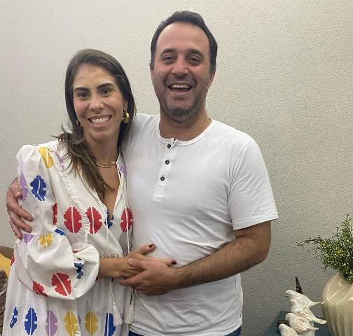 Veja quem faz aniversário hoje, 25/04/23, por Dora Nunes Veja quem faz aniversário hoje, 25/04/23, por Dora Nunes