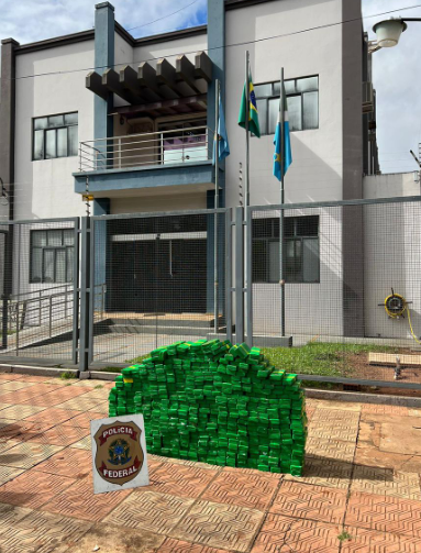 PF de Ponta Porã apreende aproximadamente 500 kg de maconha PF de Ponta Porã apreende aproximadamente 500 kg de maconha
