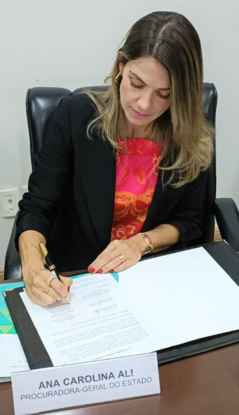 Procuradores do Estado e servidores terão bolsas de mestrado após convênio com a Mackenzie Procuradores do Estado e servidores terão bolsas de mestrado após convênio com a Mackenzie