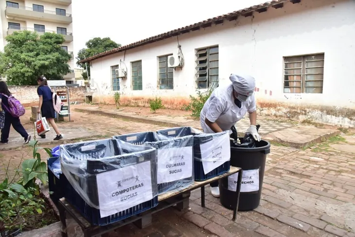 Denuncian presencia de ratones entre merienda escolar y Sinadi interviene Denuncian presencia de ratones entre merienda escolar y Sinadi interviene