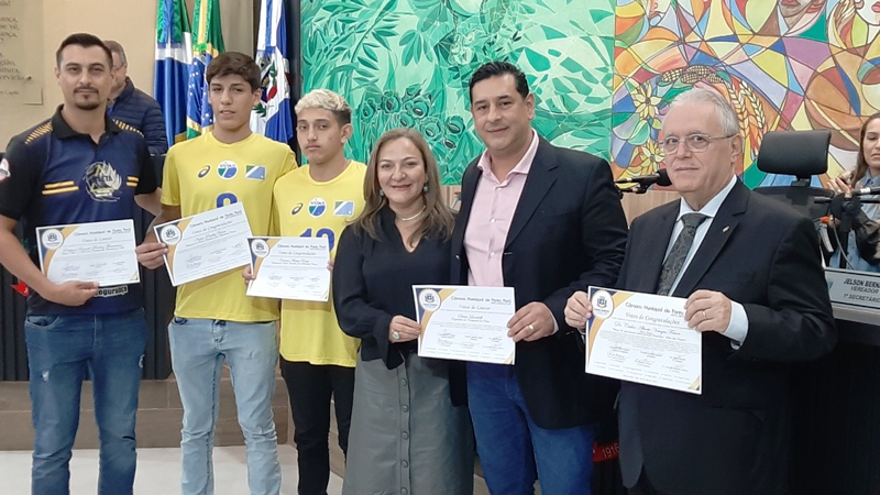 Em Ponta Porã, Câmara Municipal promoveu homenagens na sessão de 30 de maio