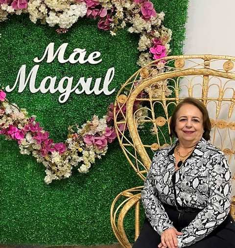 Confira os aniversariantes de hoje, 12/05/23, por Dora Nunes