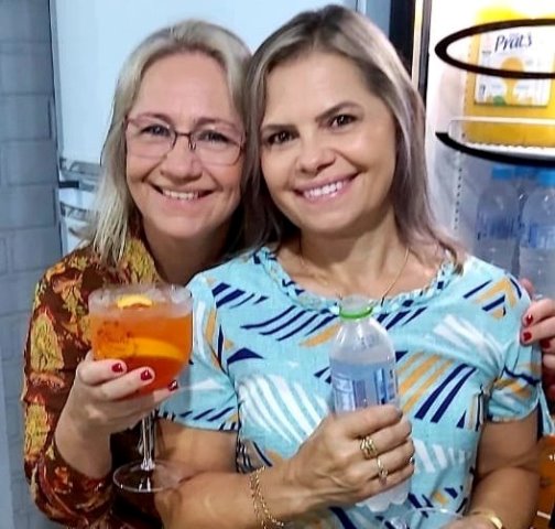 Veja quem faz aniversário hoje, 18/05/23, por Dora Nunes Veja quem faz aniversário hoje, 18/05/23, por Dora Nunes