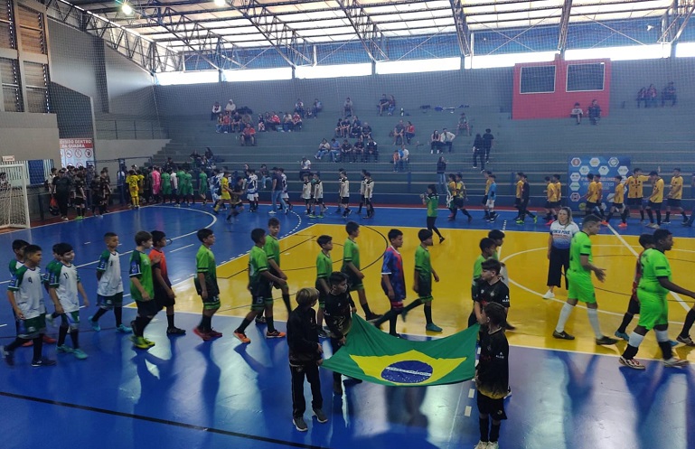 Ponta Porã: Teve início a 1ª Copa Ponta Porã de futsal de base Ponta Porã: Teve início a 1ª Copa Ponta Porã de futsal de base