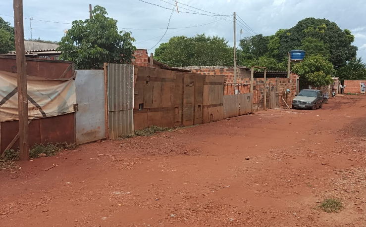 Governo atendeu Deputada Lia e lotes do Guaviral serão regularizados Governo atendeu Deputada Lia e lotes do Guaviral serão regularizados
