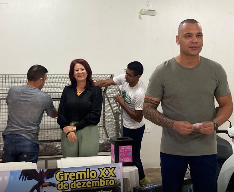 Militares do Corpo de Bombeiros realizam sorteio de prêmios em prol da construção da sede do Grêmio XX de Dezembro Militares do Corpo de Bombeiros realizam sorteio de prêmios em prol da construção da sede do Grêmio XX de Dezembro