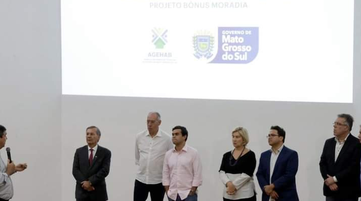 Eduardo Campos participa em Campo Grande do lançamento do Programa MS Moradia Eduardo Campos participa em Campo Grande do lançamento do Programa MS Moradia