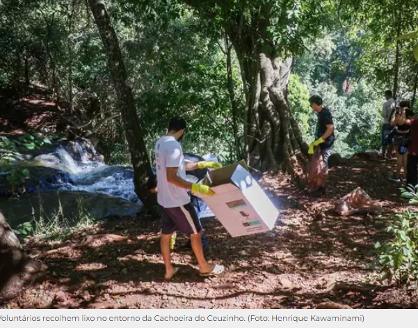 Ponto turístico, cachoeira do Ceuzinho tem faxina para o Dia do Meio Ambiente Ponto turístico, cachoeira do Ceuzinho tem faxina para o Dia do Meio Ambiente