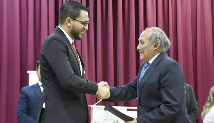 “Hay esperanzas en la renovación de la clase política”, afirmó concejal departamental electo “Hay esperanzas en la renovación de la clase política”, afirmó concejal departamental electo