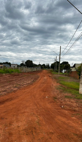 Vereadora Cida Farias pede pavimentação asfáltica e drenagem em Amambai Vereadora Cida Farias pede pavimentação asfáltica e drenagem em Amambai