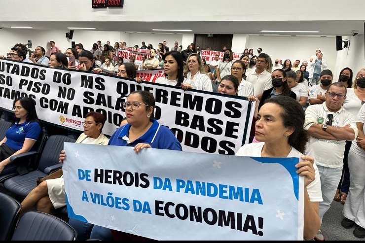 Nesta segunda-feira (10), deputada Gleice Jane fará audiência pela valorização da enfermagem