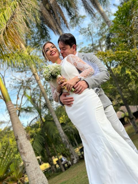 Ponta Porã: Na comemoração de seu aniversário, Bia Bordão renova votos de casamento com o amado Anderson Bordão