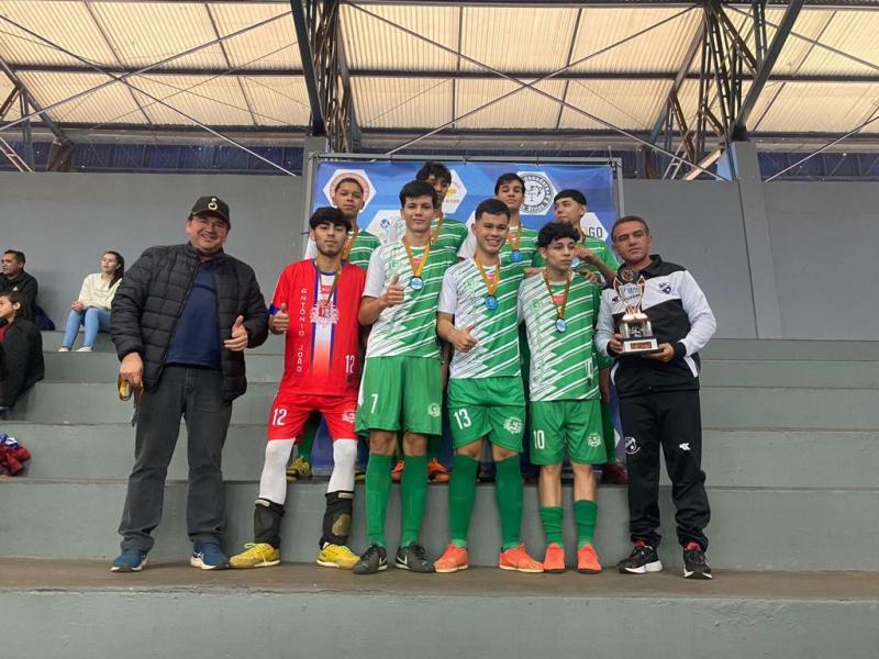 Na 1ª Copa Ponta Porã de futsal a Escolinha Titãs fechou com grandes conquistas Na 1ª Copa Ponta Porã de futsal a Escolinha Titãs fechou com grandes conquistas