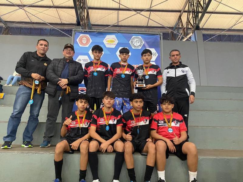 Na 1ª Copa Ponta Porã de futsal a Escolinha Titãs fechou com grandes conquistas Na 1ª Copa Ponta Porã de futsal a Escolinha Titãs fechou com grandes conquistas