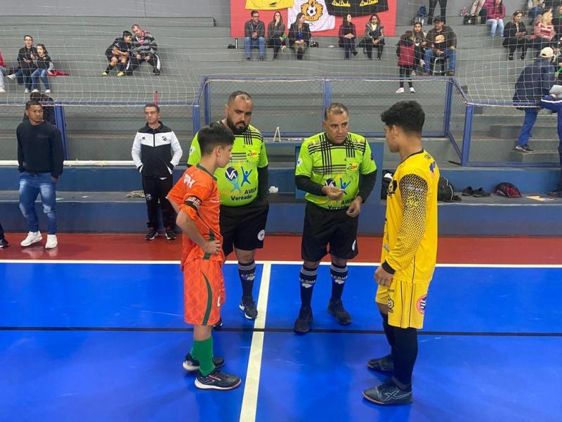 Na 1ª Copa Ponta Porã de futsal a Escolinha Titãs fechou com grandes conquistas Na 1ª Copa Ponta Porã de futsal a Escolinha Titãs fechou com grandes conquistas