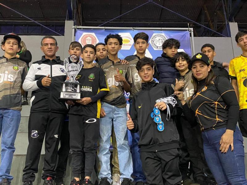 Na 1ª Copa Ponta Porã de futsal a Escolinha Titãs fechou com grandes conquistas Na 1ª Copa Ponta Porã de futsal a Escolinha Titãs fechou com grandes conquistas