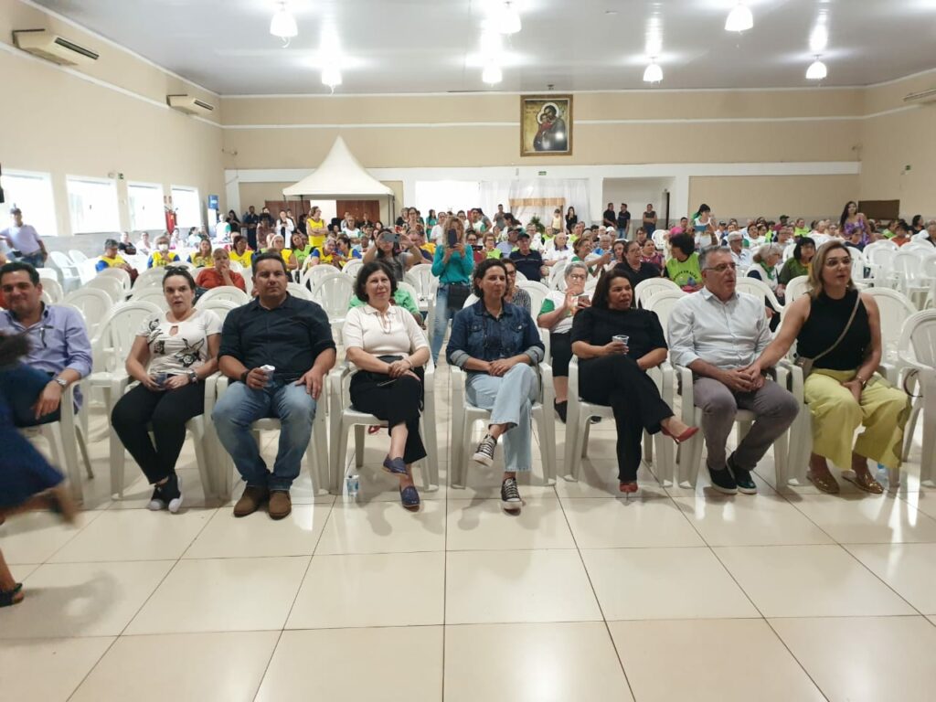 “Agita Melhor Idade” trouxe alegria e música na tarde de terça-feira em Ponta Porã “Agita Melhor Idade” trouxe alegria e música na tarde de terça-feira em Ponta Porã
