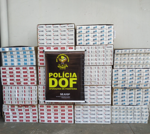 DOF apreende carros carregados com cigarros contrabandeados em Aral Moreira e Maracaju DOF apreende carros carregados com cigarros contrabandeados em Aral Moreira e Maracaju