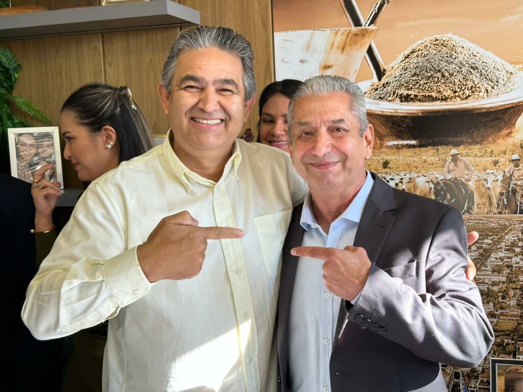 Candinho Gabínio assume interinamente Prefeitura de Ponta Porã Candinho Gabínio assume interinamente Prefeitura de Ponta Porã