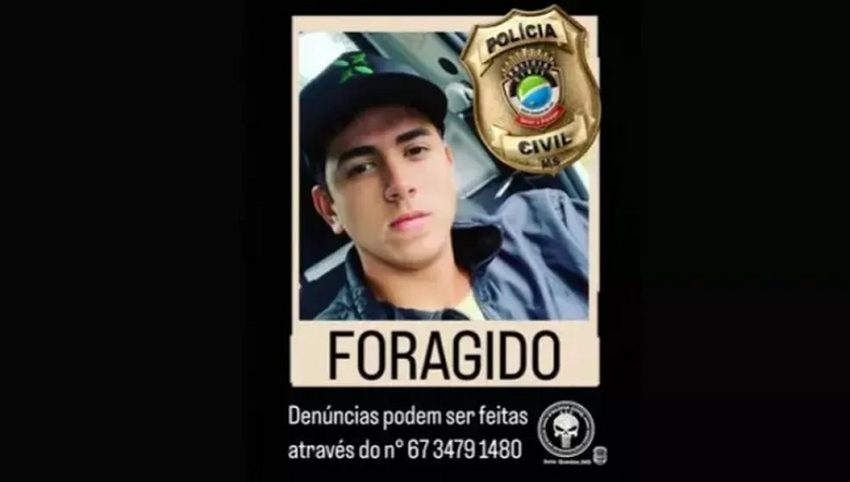 Sete Quedas: Com uniforme em caixão, cortejo marca última despedida a jogador morto em MS; veja vídeo