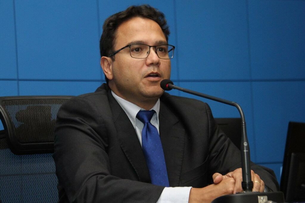 Parlamento celebra o Dia da Educação Superior com homenagens Parlamento celebra o Dia da Educação Superior com homenagens