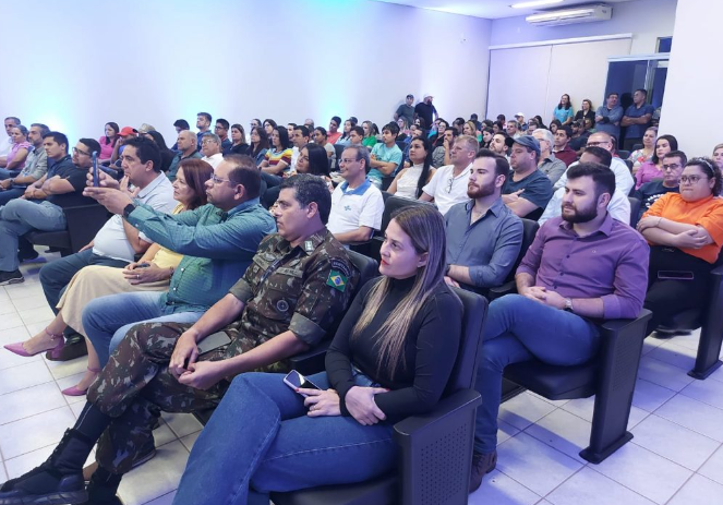 Sebrae e Prefeitura lançam agenda estratégica de Amambai Sebrae e Prefeitura lançam agenda estratégica de Amambai