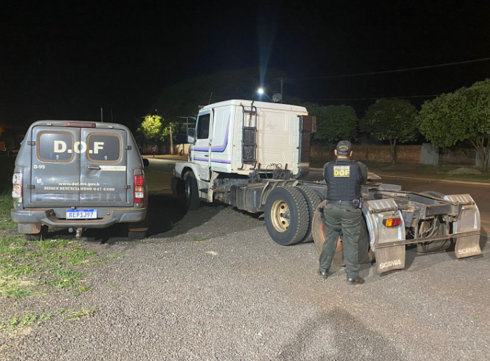 Veículo roubado em São Paulo é recuperado pelo DOF Veículo roubado em São Paulo é recuperado pelo DOF