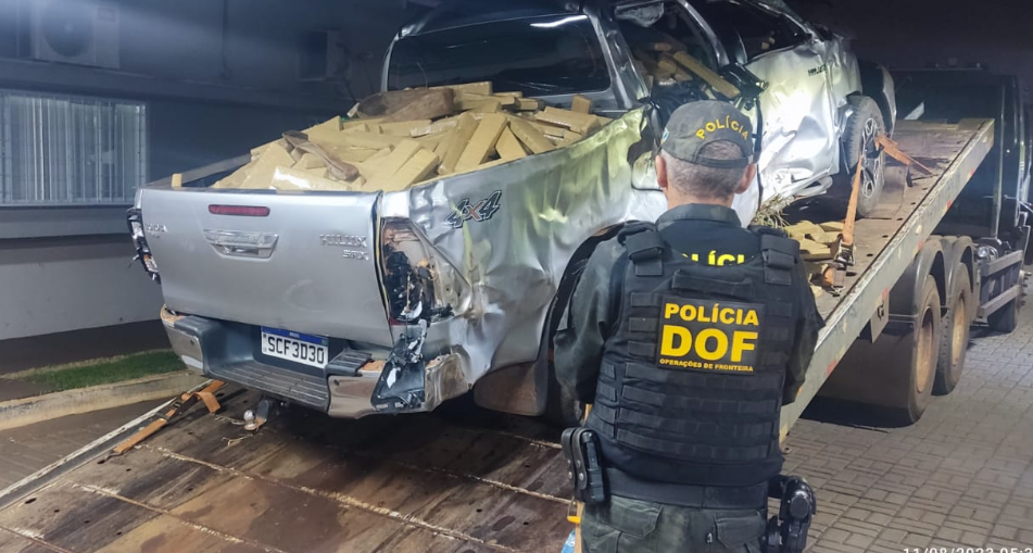 Ponta Porã: Camionete é recuperada pelo DOF carregada com mais de uma tonelada e meia de maconha Ponta Porã: Camionete é recuperada pelo DOF carregada com mais de uma tonelada e meia de maconha