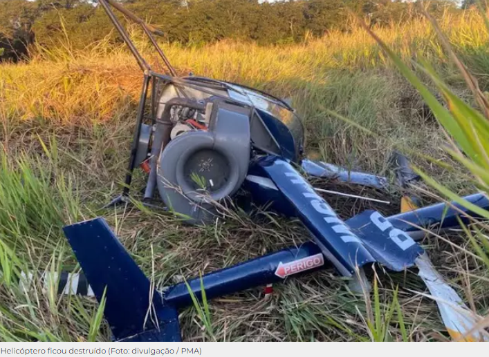 Helicóptero cai com dois ocupantes em mata fechada Helicóptero cai com dois ocupantes em mata fechada