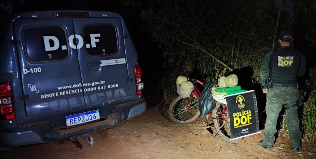 Homem que transportava maconha em bicicleta é preso pelo DOF