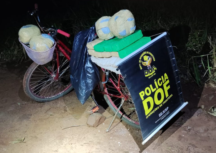 Homem que transportava maconha em bicicleta é preso pelo DOF