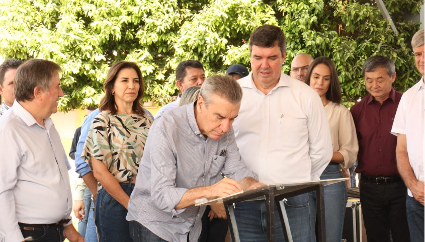 Com Riedel, Paulo Corrêa visita municípios e reforça compromisso com a região Sudoeste Com Riedel, Paulo Corrêa visita municípios e reforça compromisso com a região Sudoeste