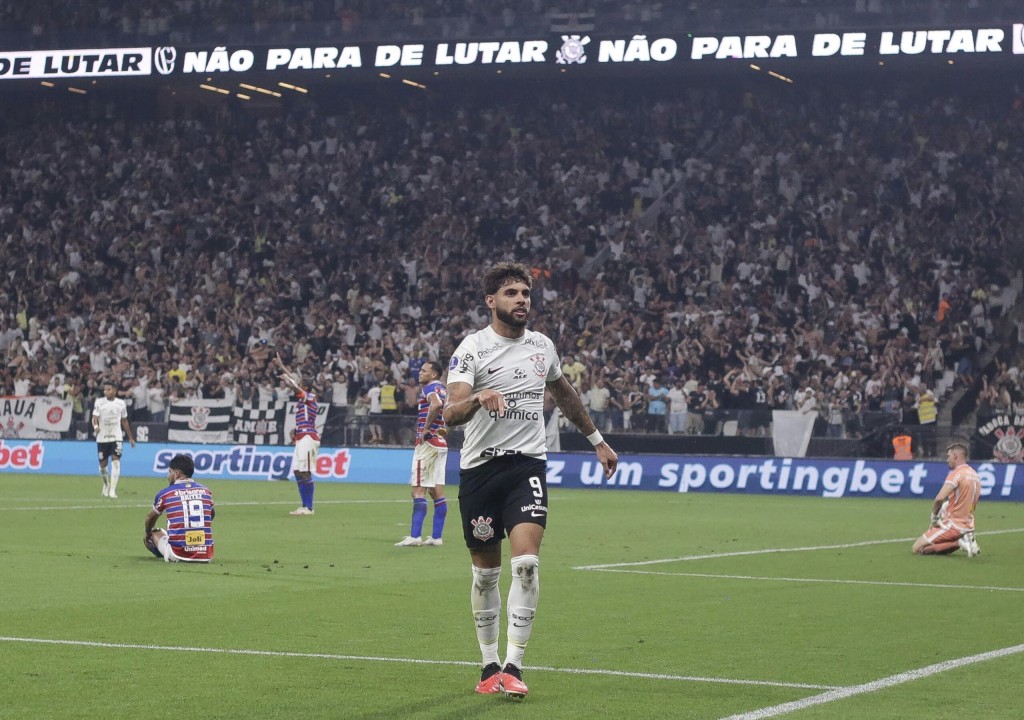 Wesley ou Pedro? Dupla acirra disputa por vaga no ataque do Corinthians -  TIMÃONET