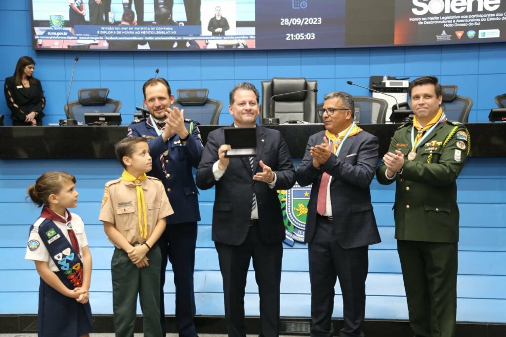 ALEMS reconhece trabalho voluntário e transformador dos Desbravadores e Aventureiros