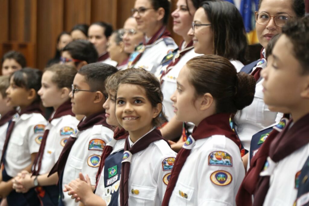 ALEMS reconhece trabalho voluntário e transformador dos Desbravadores e Aventureiros