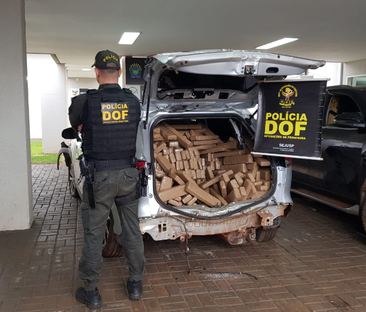 Carga milionária de maconha é apreendida veículos furtados são recuperados pelo DOF Carga milionária de maconha é apreendida veículos furtados são recuperados pelo DOF
