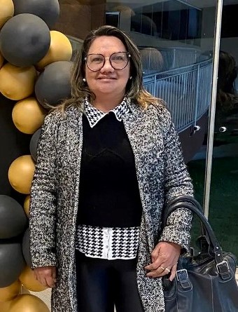 Veja quem faz aniversário hoje, 27/09/23, por Dora Nunes Veja quem faz aniversário hoje, 27/09/23, por Dora Nunes