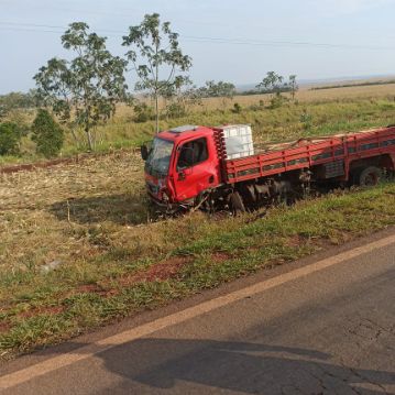 Acidente na rodovia MS 386, entre caminhão e veículo deixa uma pessoa morta